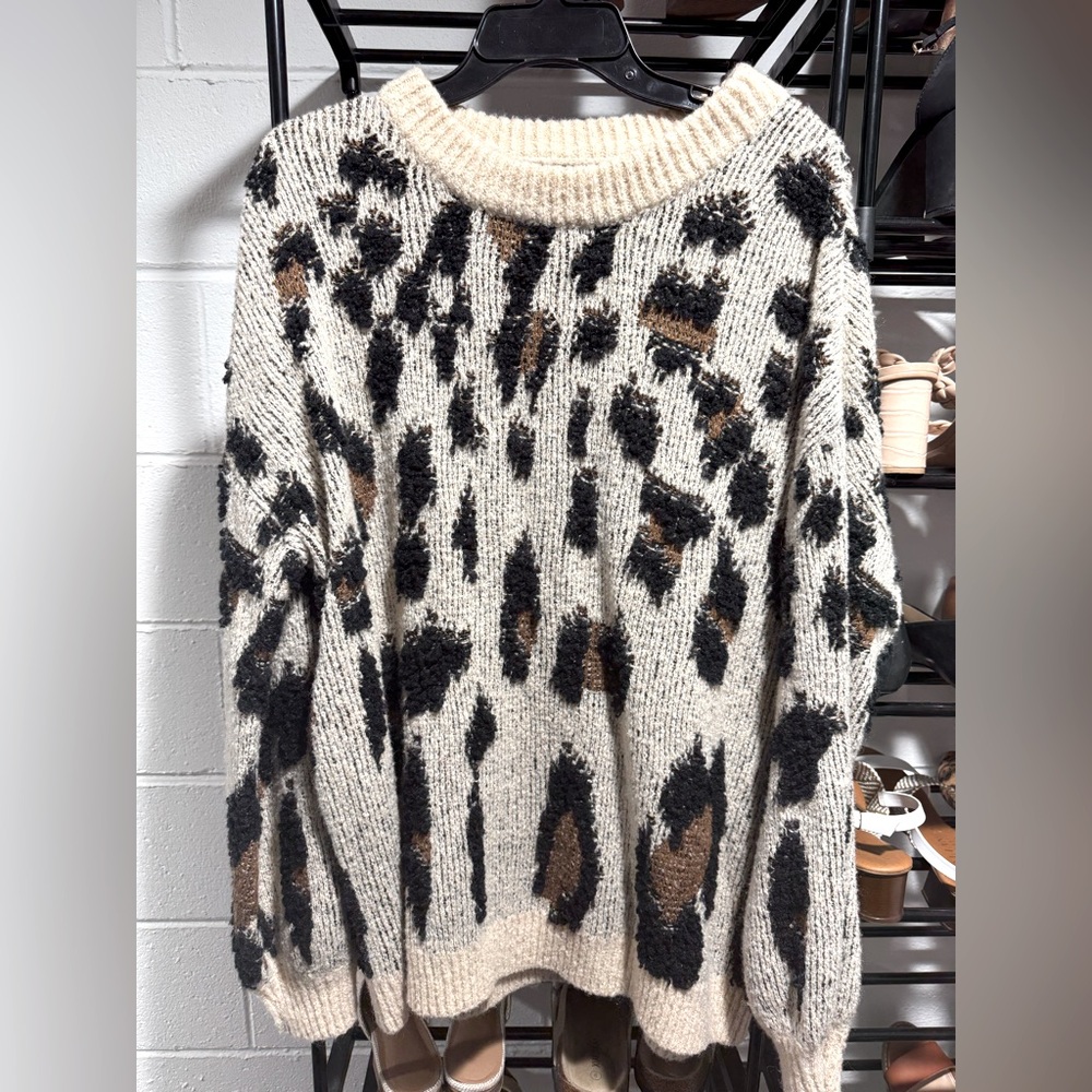 JODIFL Distressed Sweater